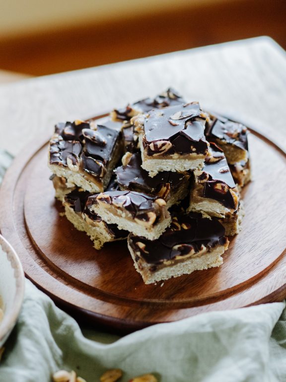 Erdnuss-Karamell-Riegel